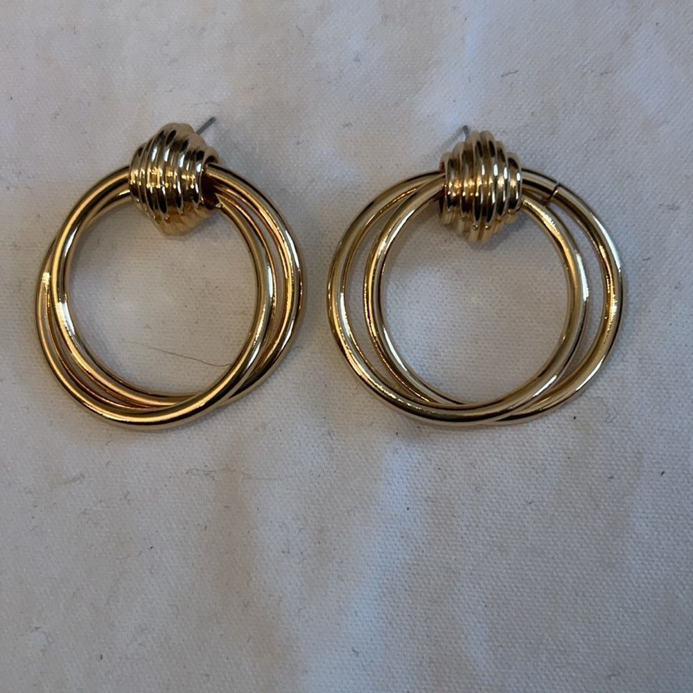 Banana Republic Door knocker earrings